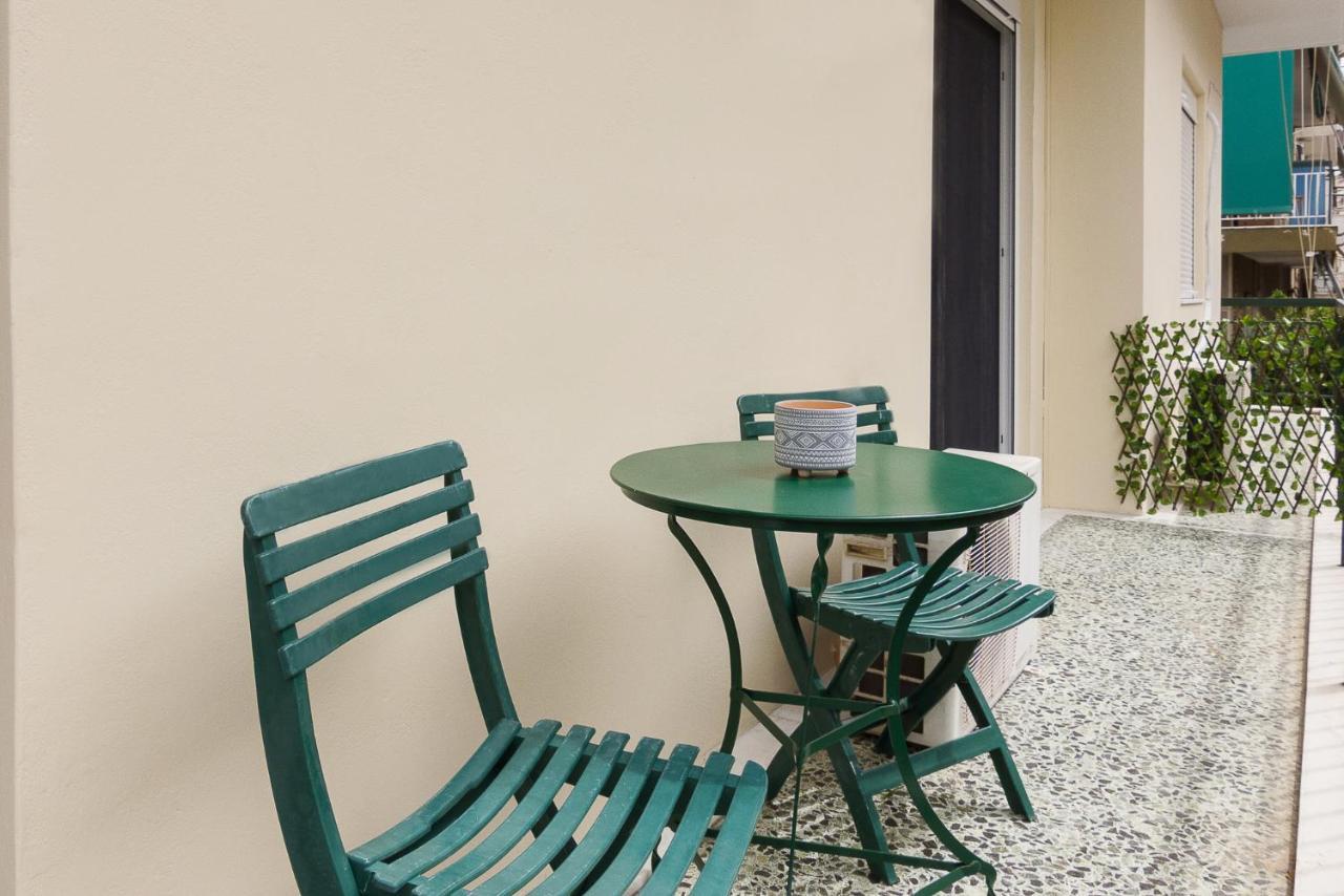 Nice Studio In Pagkrati Athene Buitenkant foto